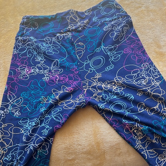 Lularoe - abstract Minnie Mouse colorful leggings, One Size - Picture 5 of 5